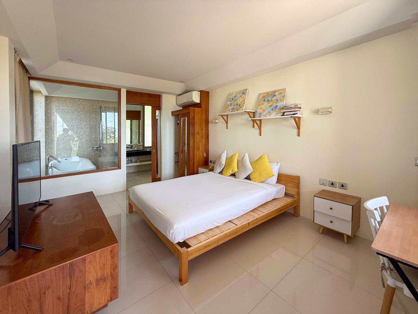 Villa Daniela - Charming 3+1 Bedroom Seaview Villa in Plai Laem for sale