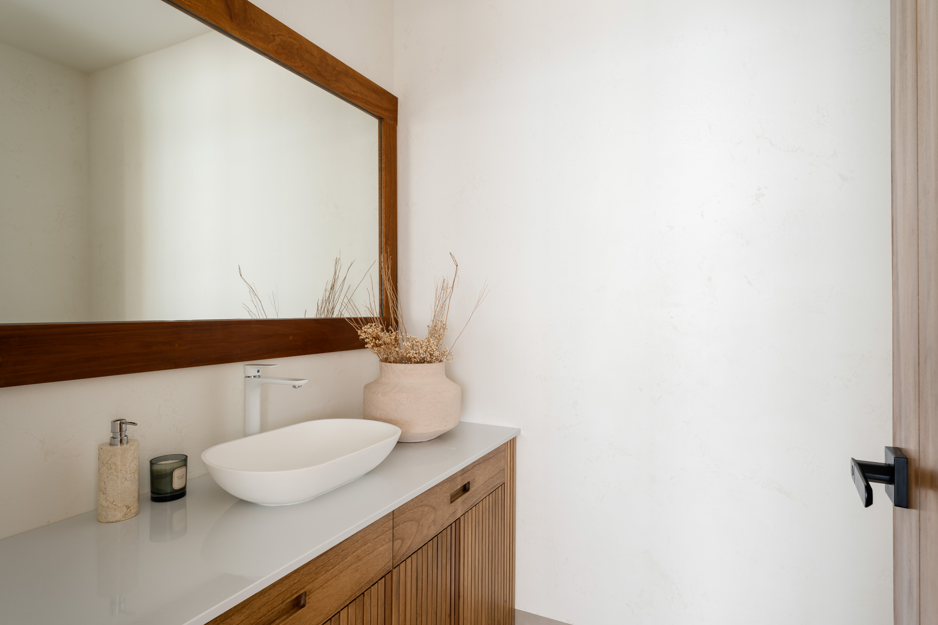 (PRICE REDUCED!) Villa Azure – Mediterranean 5 Bedroom Seaview Pool Villa in Chaweng for sale: Villa Azure – Mediterranean 5 Bedroom Seaview Pool Villa in Chaweng for sale