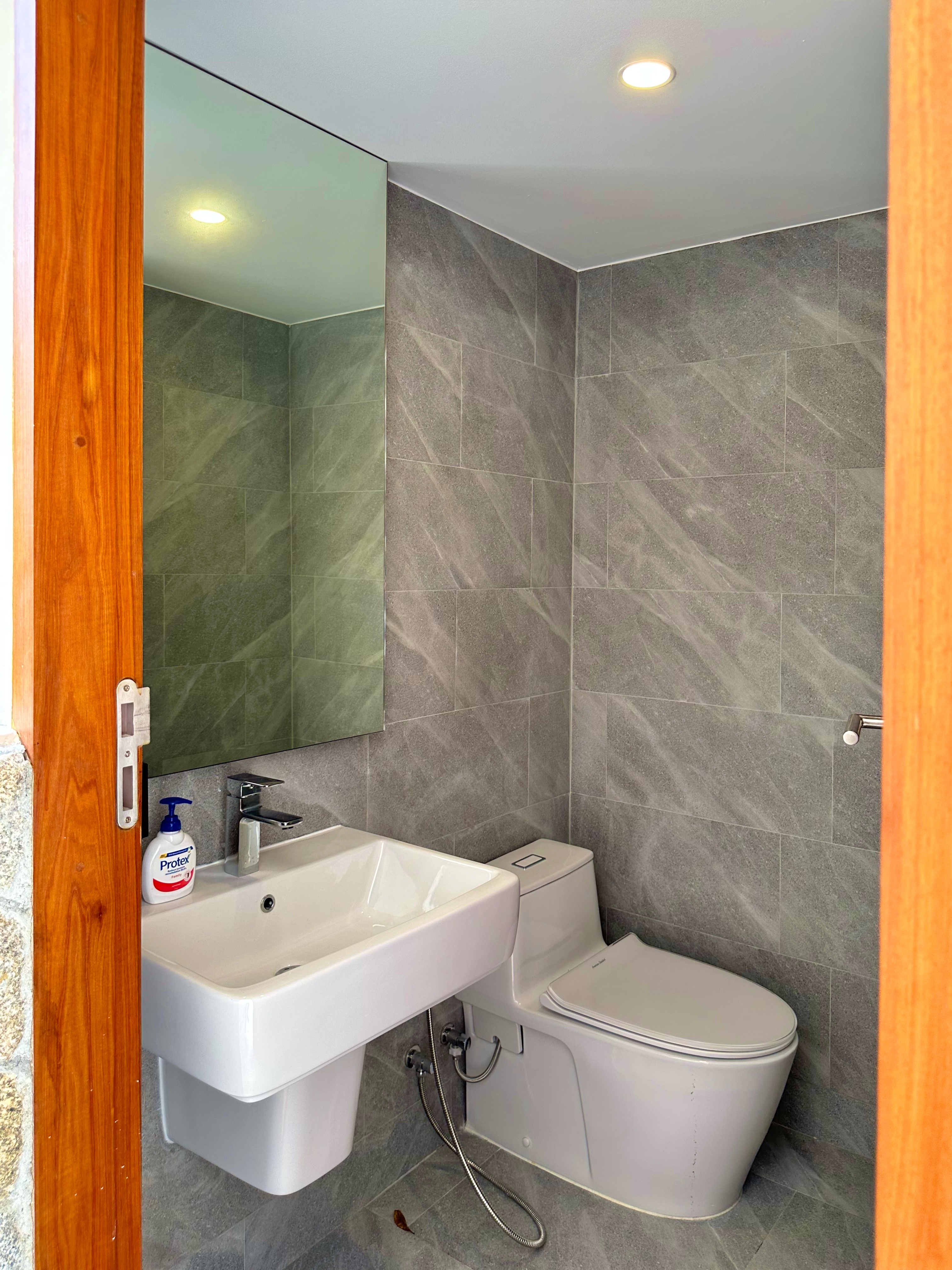 (SOLD) Villa Tujuh - Traditional Tropical 3 Bedroom Seaview Pool Villa in Chaweng Noi For Sale