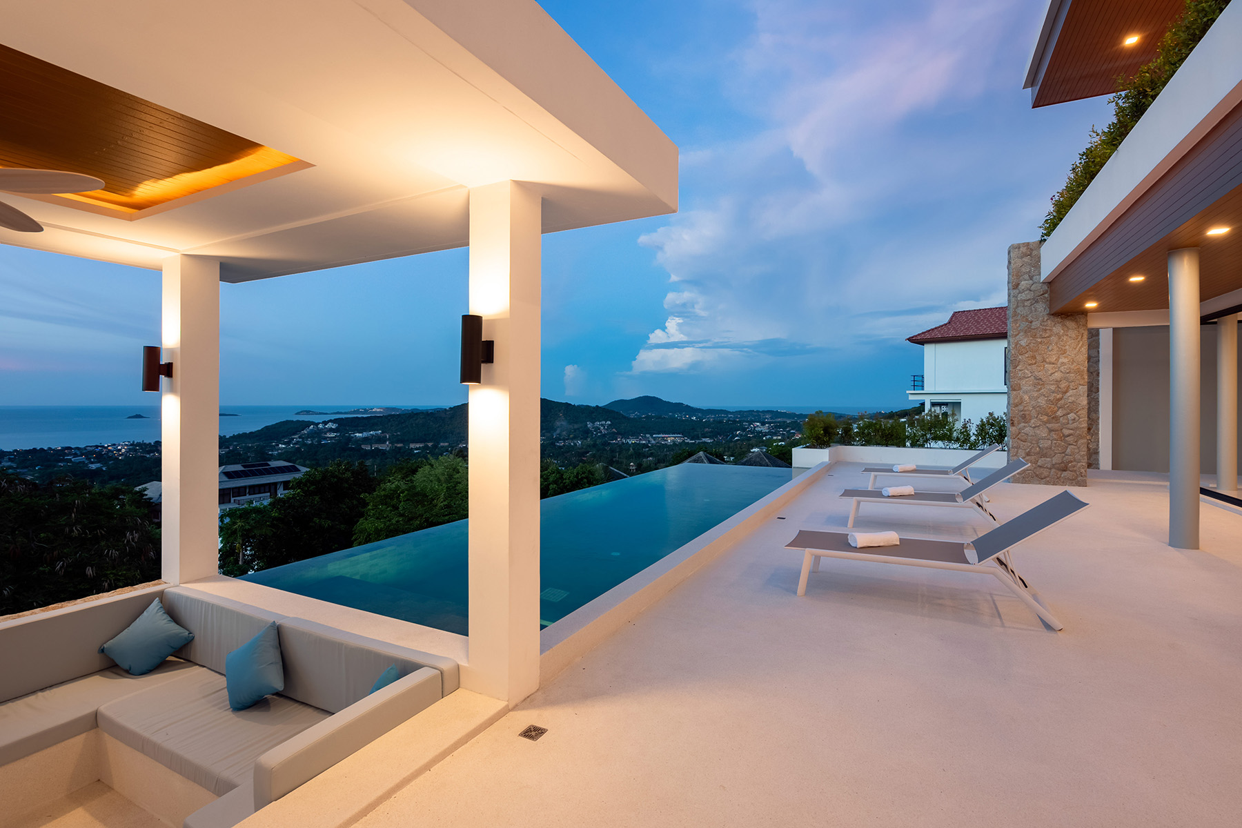 (SOLD) Enchanting 3 Bedroom Seaview Pool Villa in Bophut for sale