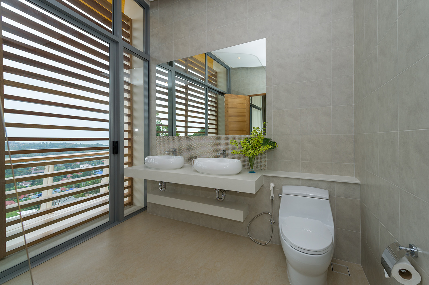 The Ridge Villa 7 – Beautiful 4 Bedroom Seaview Pool Villa in Plai Laem for sale