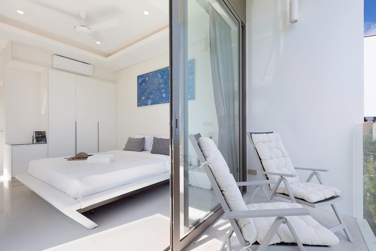 Trendy 4 Bedroom Seaview Pool Villa in Choeng Mon for sale