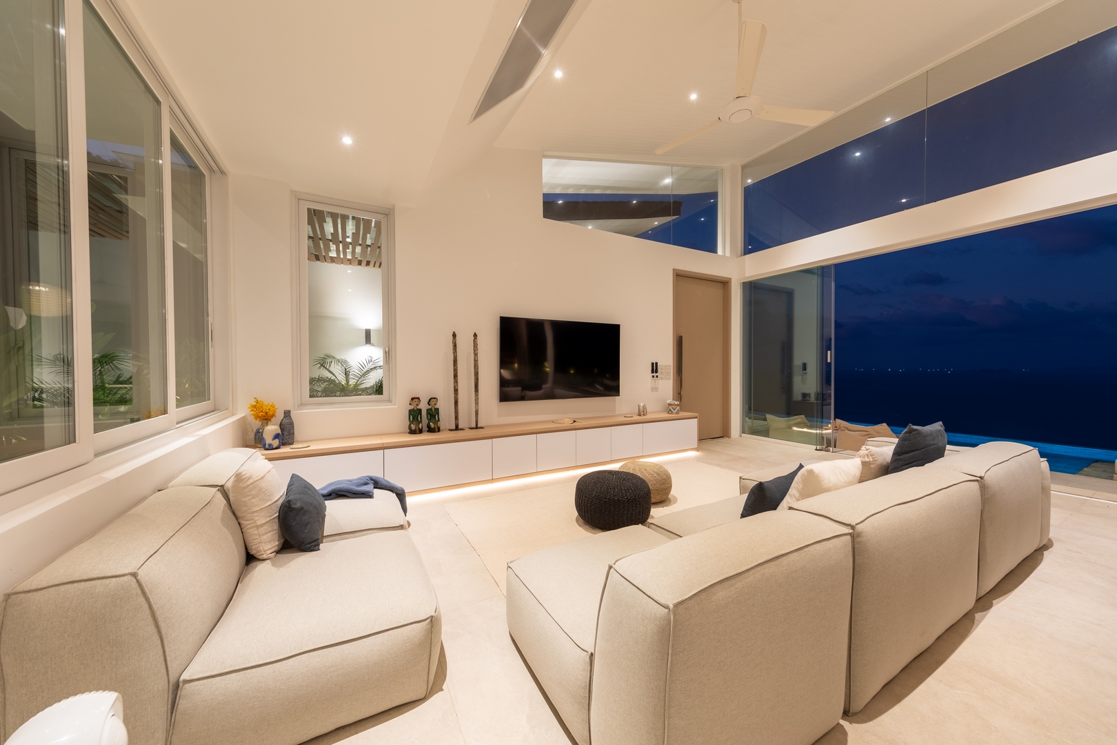 Pacific Palisade Villa Venice – 4 Bedroom Seaview Pool Villa in Bang Por for sale: Pacific Palisades Villa Venice – 4 Bedroom Seaview Pool Villa in Bang Por for sale