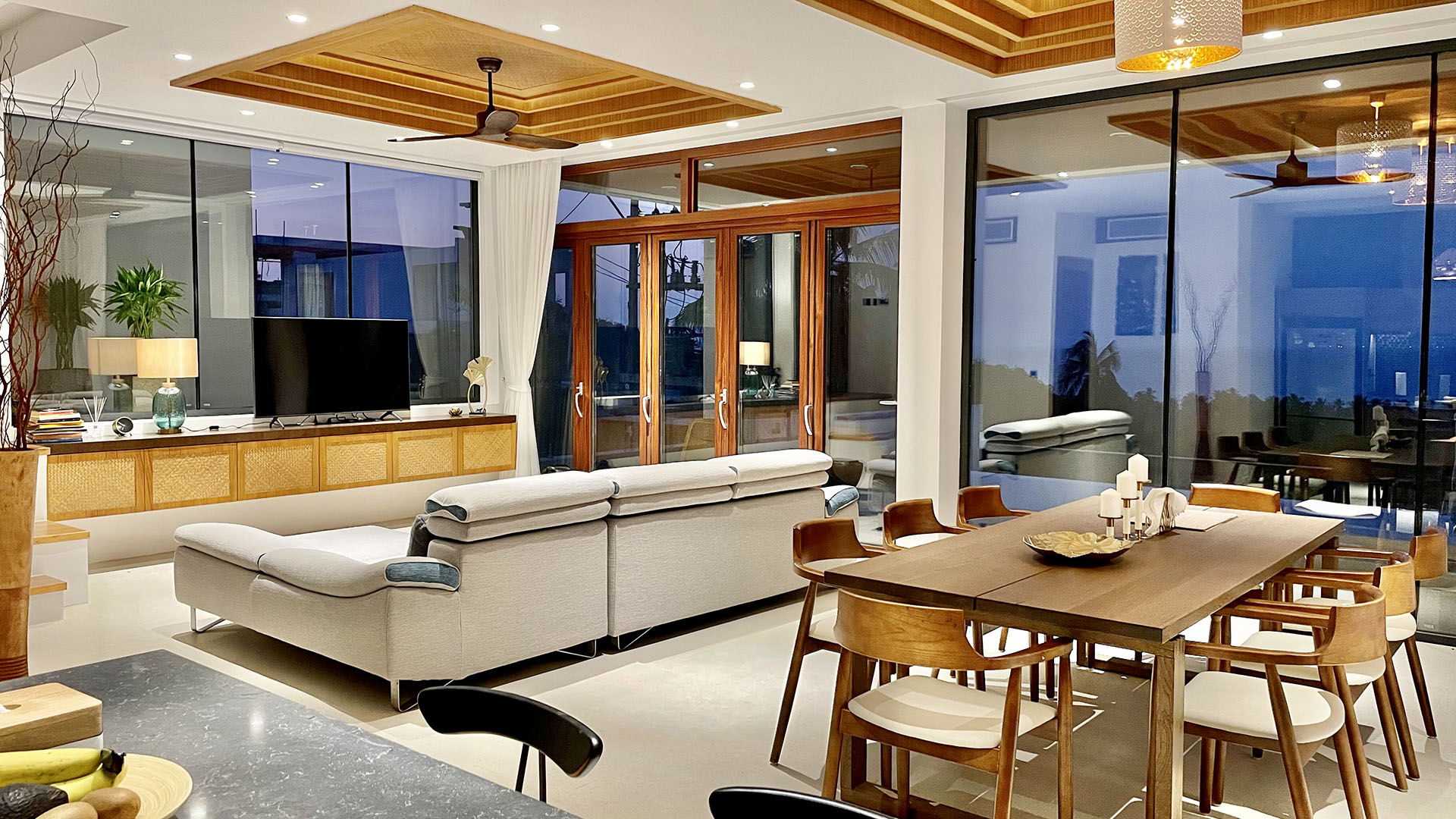 (PRICE REDUCED!) Darika Residence A3 - Deluxe 4 Bedroom Seaview Pool Villa in Bang Por for sale