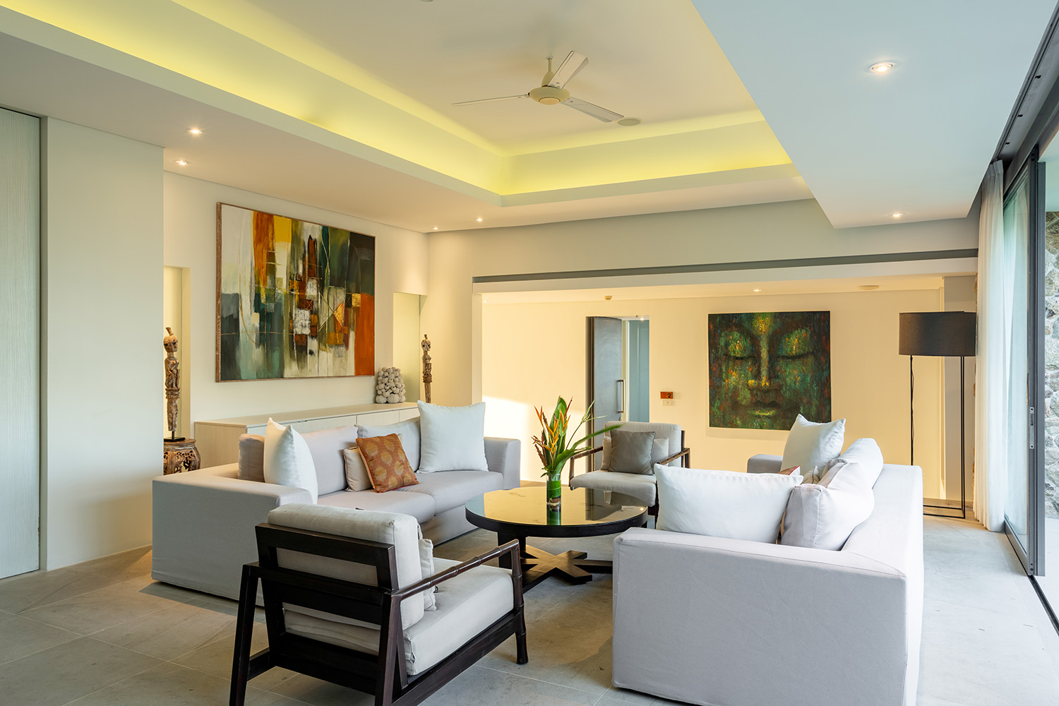 The Finest 5 Bedroom Seaview Pool Villa in Samujana for sale