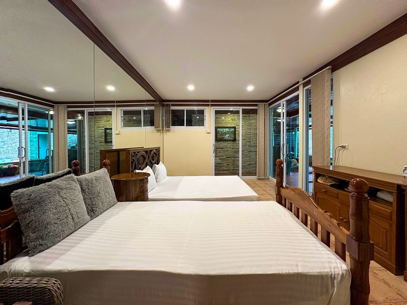 (PRICE REDUCED!) Rare Opportunity 9-Bedroom Beachfront Villa with Redevelopment Potential in Bangpor