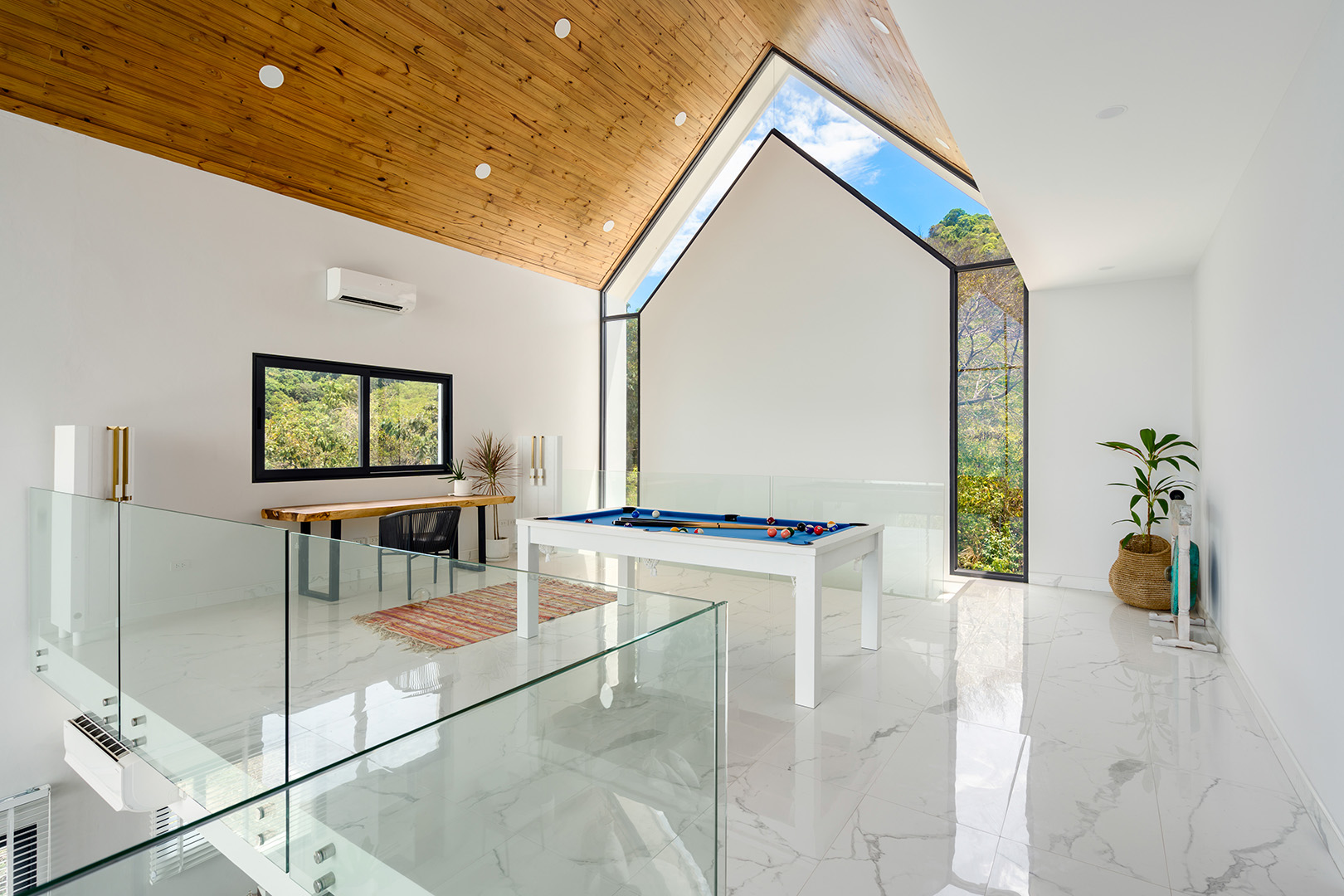 Villa Soma - Unique 3 Bedroom Seaview Pool Villa in Angthong for sale