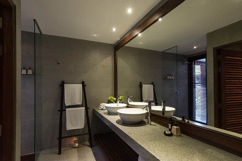 Suralai Villa - Modern Thai 6 Bedroom Seaview Pool Villa in Bophut for sale