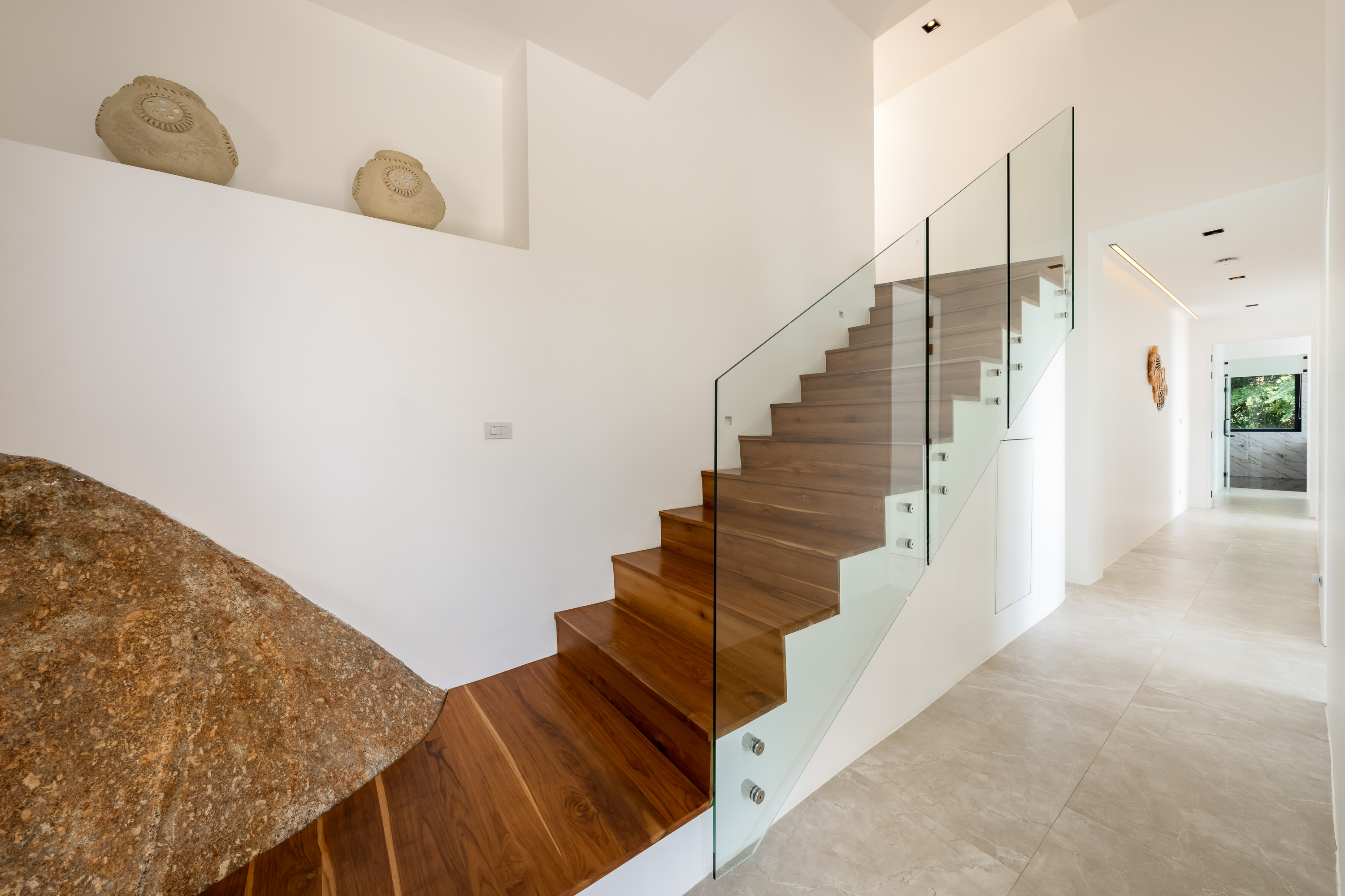 Villa Sea Stone - Masterpiece 3 Bedroom Seaview Pool Villa in Chaweng Noi: Villa Sea Stone — Masterpiece 3 Bedroom Seaview Pool Villa in Prestigious Chaweng Noi