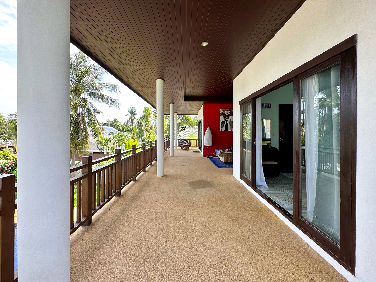 Comfortable 3 Bedroom Garden Pool Villa with 800 sqm land in Maenam for sale