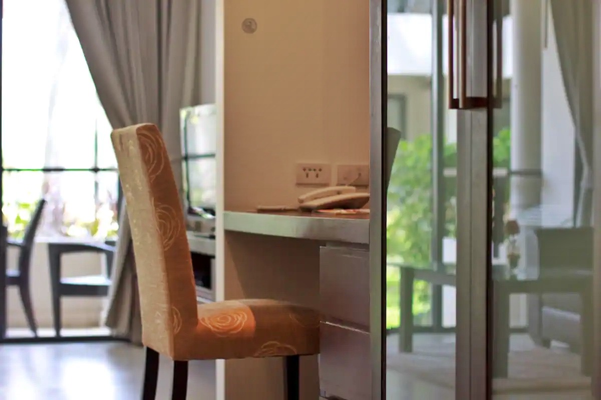 (SOLD) Emerald Condominium – Studio Unit Beachside Condo in Plai Laem for sale