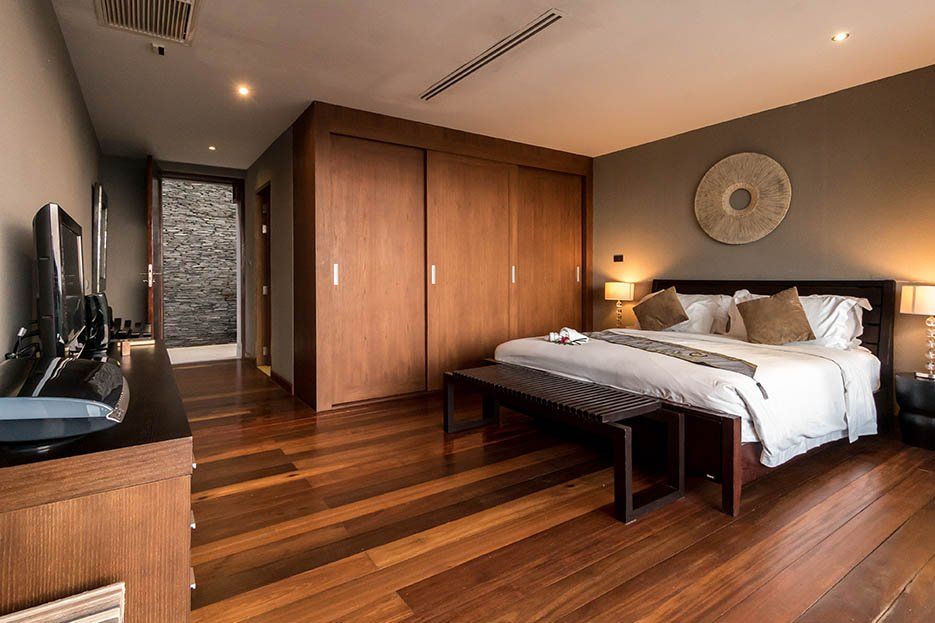 Suralai Villa - Modern Thai 6 Bedroom Seaview Pool Villa in Bophut for sale