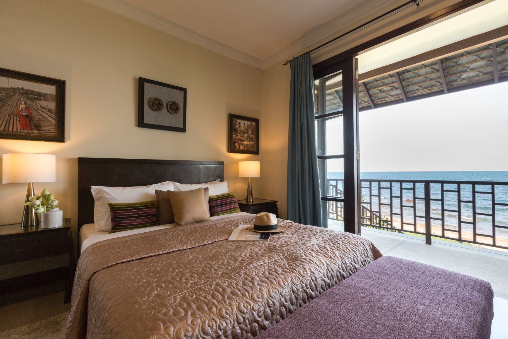 (SOLD) 4 bedroom beachfront Villa in a 5-Star Resort