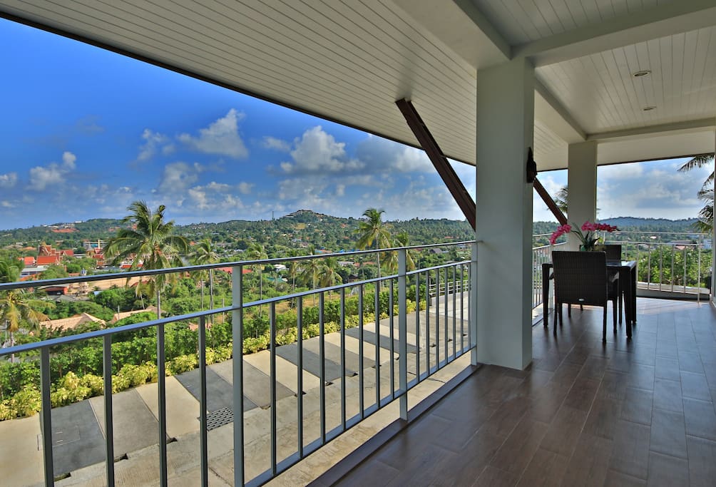 The Bay Seaview Condominium in Plai Laem for sale