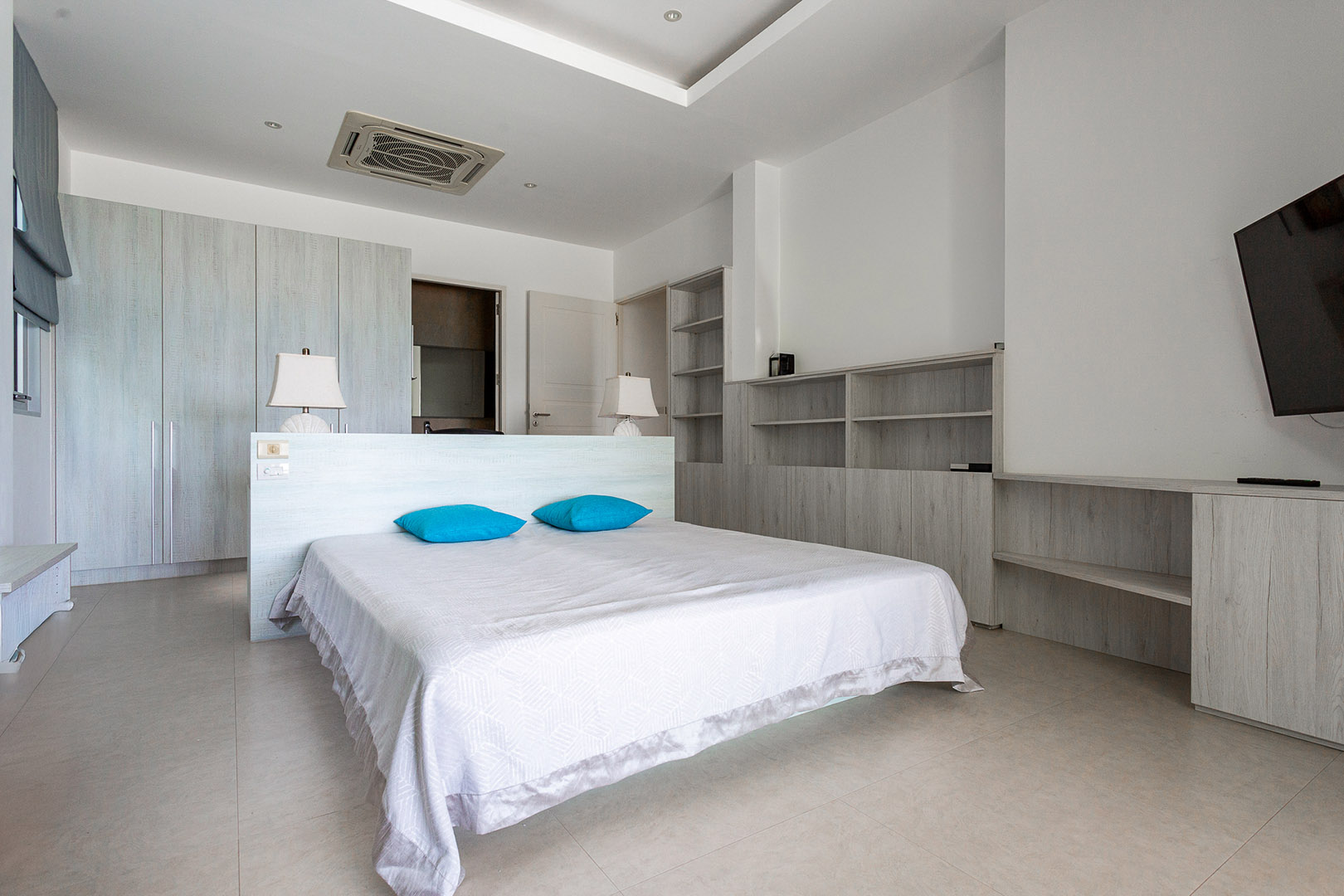 Bayside BB3 – Beachside 5 Bedroom Seaview Pool Villa in Samrong Bay for sale: Bayside BB3 – Beachside 5 Bedroom Seaview Pool Villa in Samrong Bay for sale
