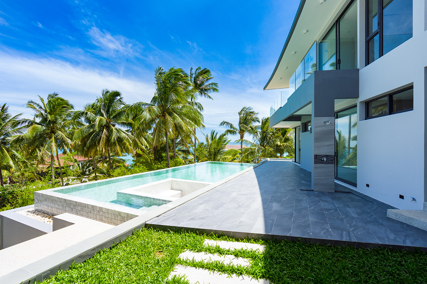 Spanking-New 4 Bedroom Seaview Pool Villa in Bang Por for sale