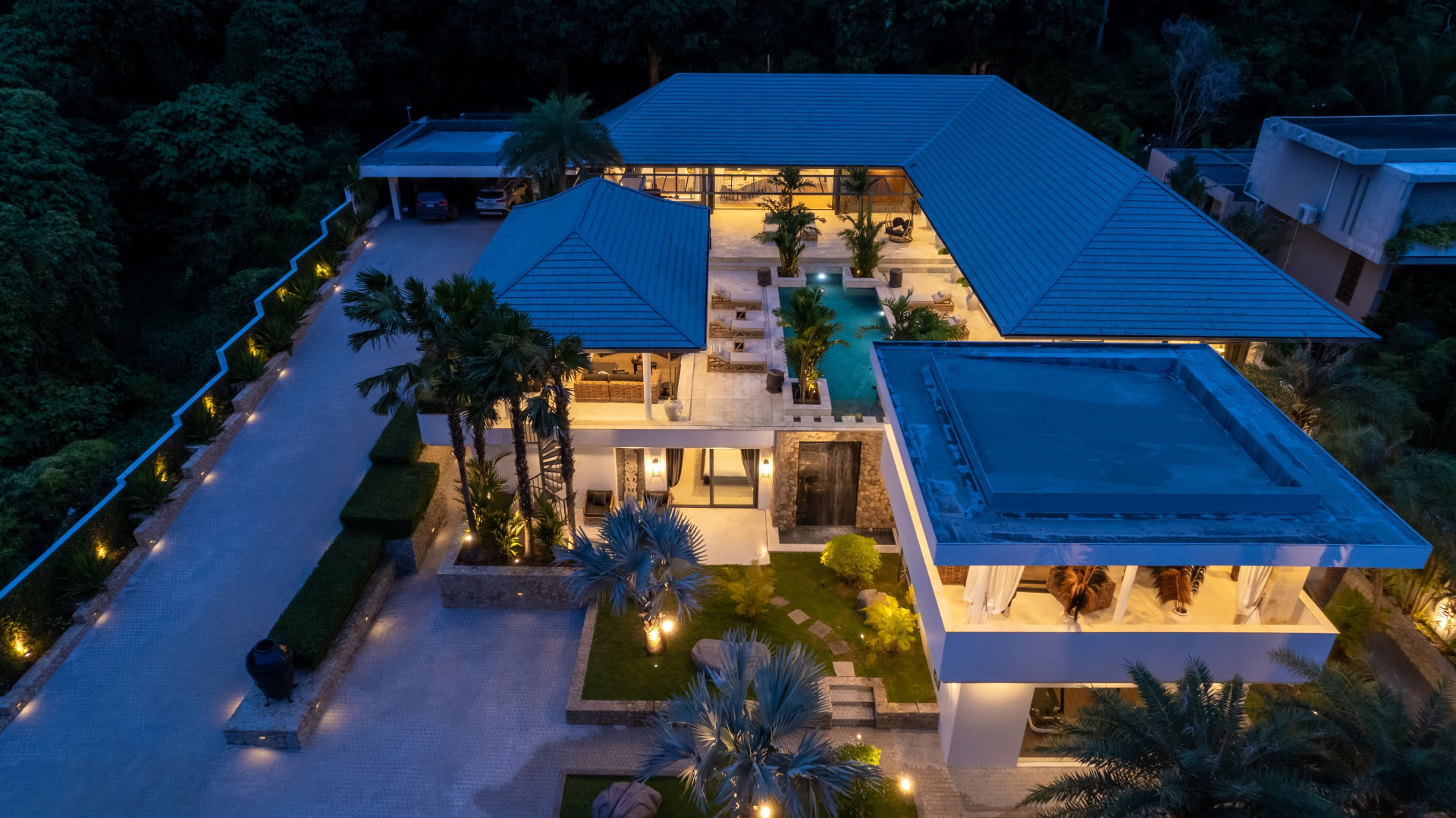 Villa Riverside – Luxury 5 Bedroom Balinese Tropical Retreat in Maenam for sale: Villa Riverside – Luxury 5 Bedroom Balinese Tropical Retreat in Maenam for sale