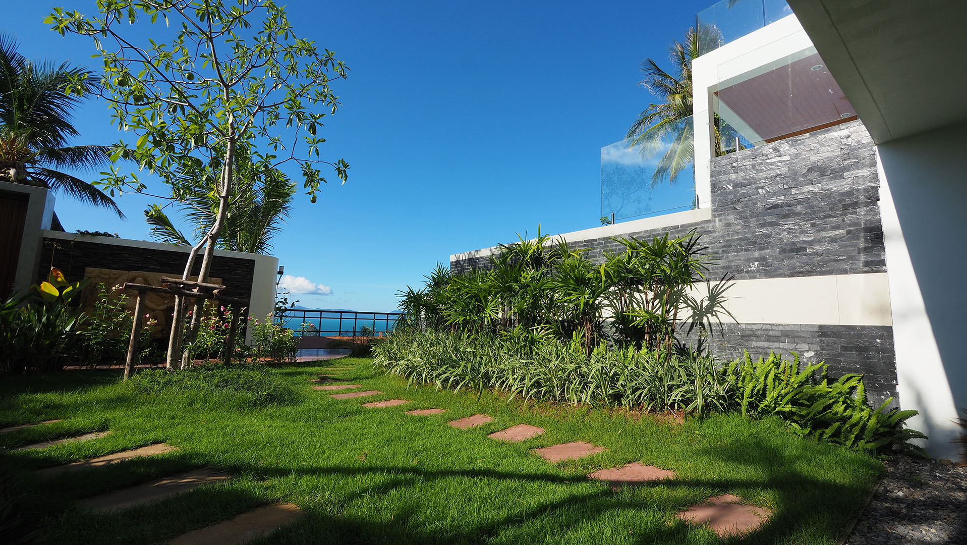 (PRICE REDUCED!) Darika Residence A3 - Deluxe 4 Bedroom Seaview Pool Villa in Bang Por for sale