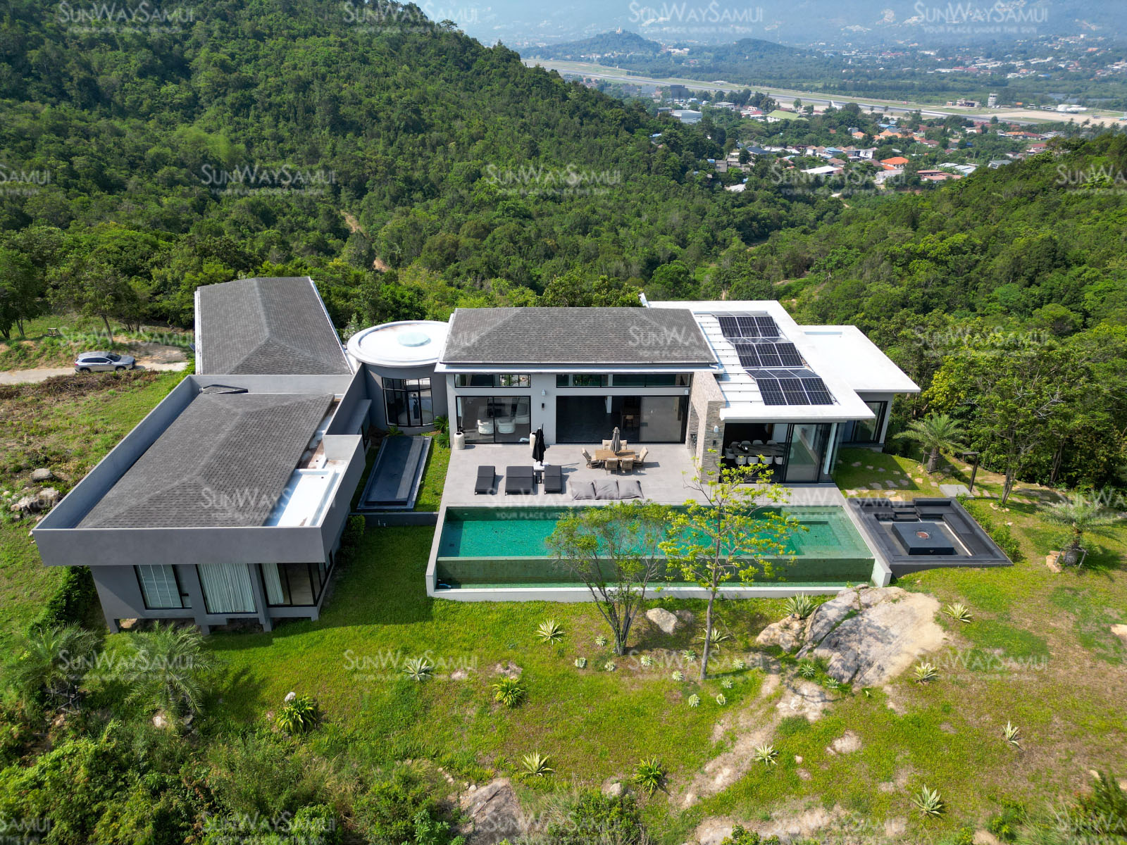 Villa Raphy – Palatial 4 Bedroom Seaview Pool Villa in Plai Laem Mountain Ridge for sale: Villa Raphy – Palatial 4 Bedroom Seaview Pool Villa in Plai Laem Mountain Ridge for sale