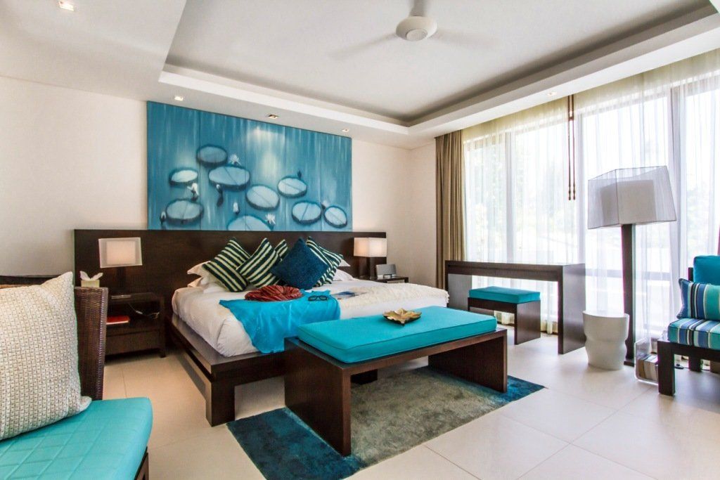 Comfortable five bedroom villas near Bang Po beach