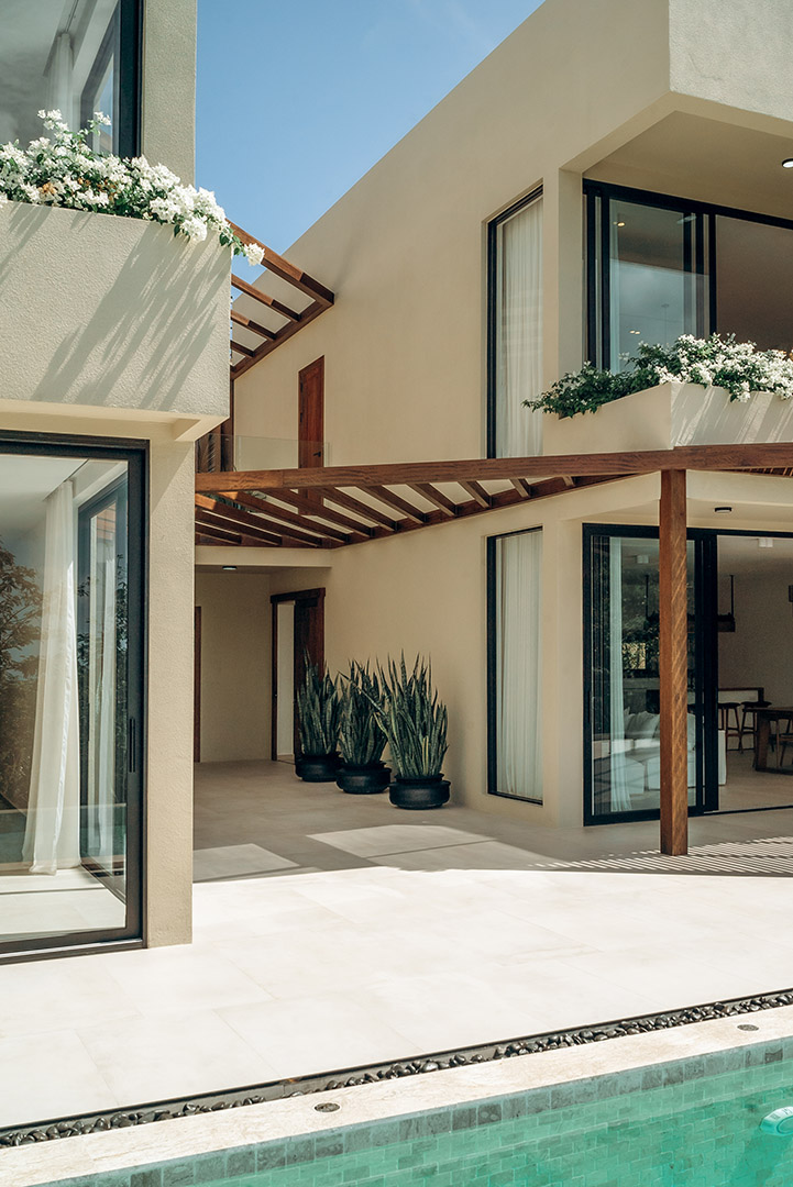 Istani Villas – Award Winning Mediterranean 4+1 Bedroom Seaview Villa in Chaweng 