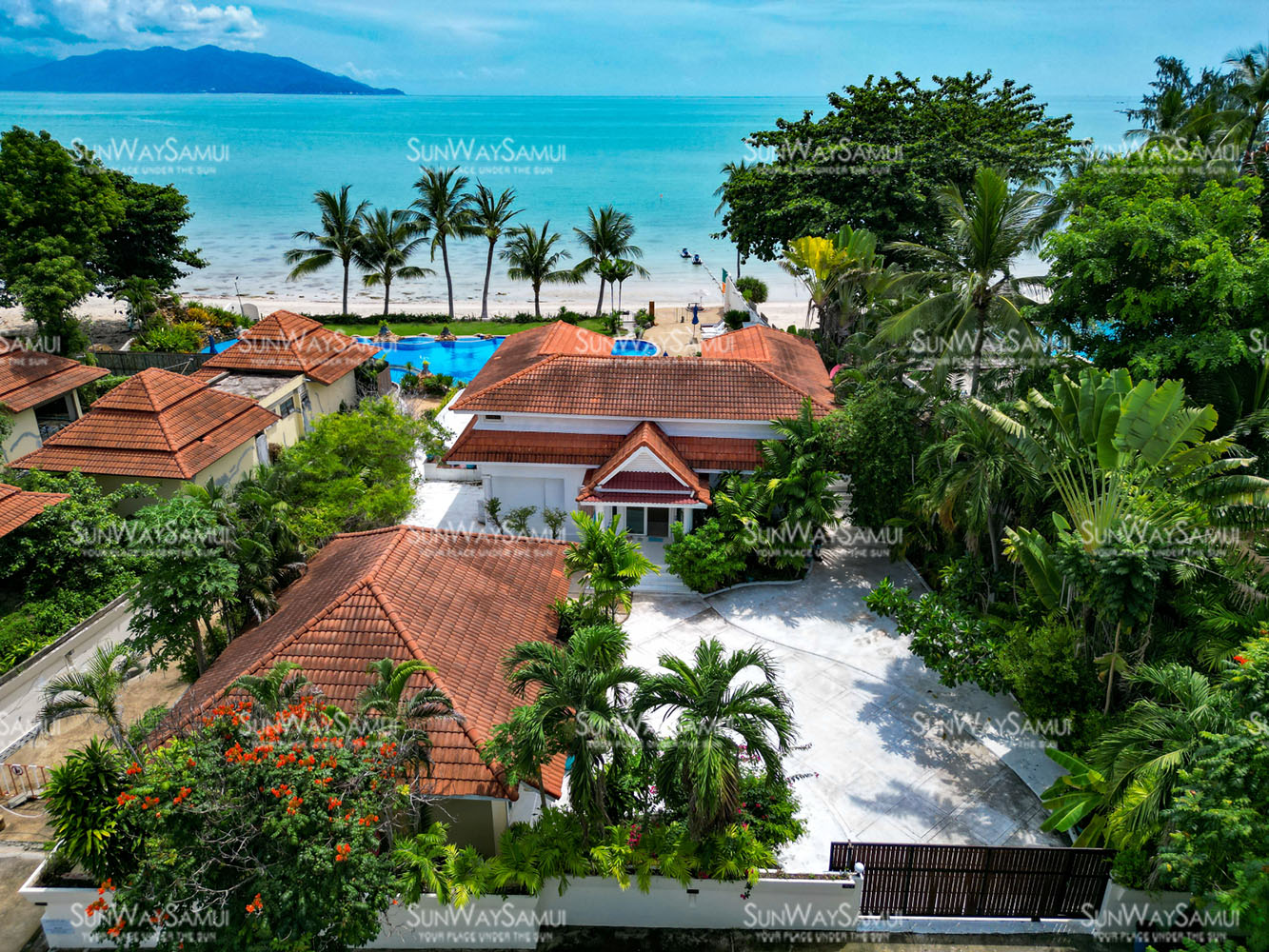 Tongson Beachfront Villa – 3 Bedroom Beachfront Villa in Tongson Bay for Sale