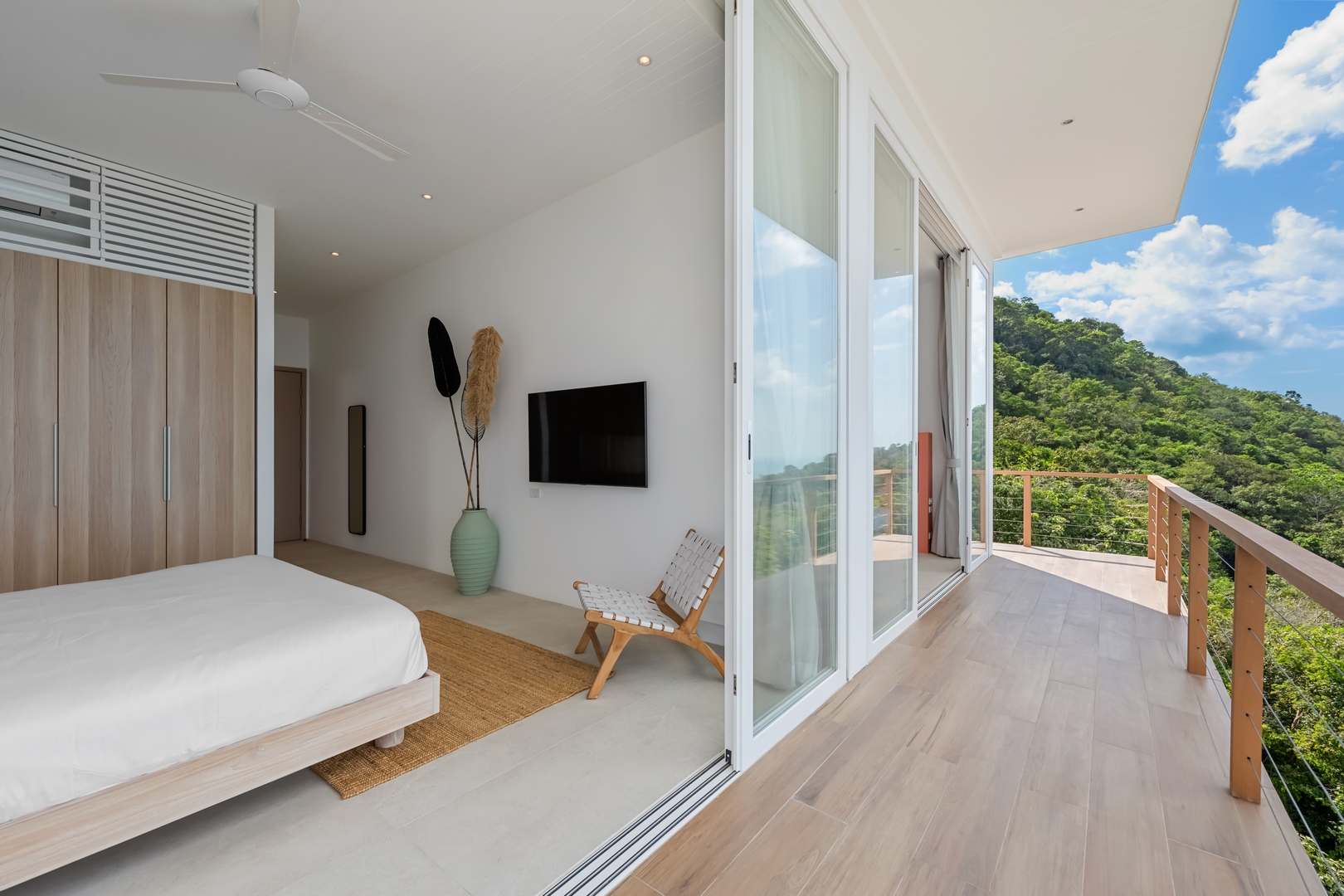 Pacific Palisade Villa Venice – 4 Bedroom Seaview Pool Villa in Bang Por for sale: Pacific Palisades Villa Venice – 4 Bedroom Seaview Pool Villa in Bang Por for sale