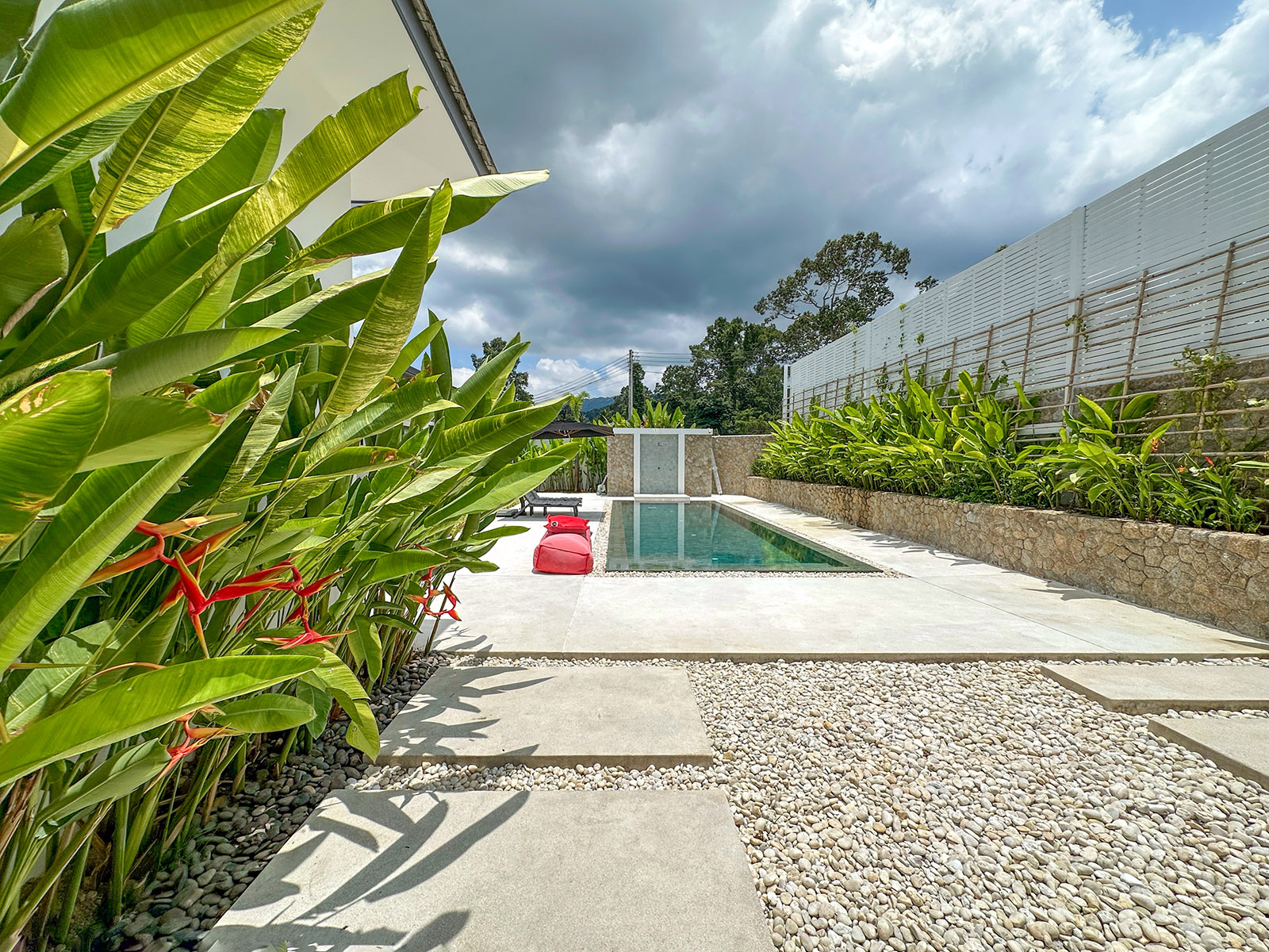 Tropical Balinese 4 Bedroom Garden Pool Villa in Maenam for Sale