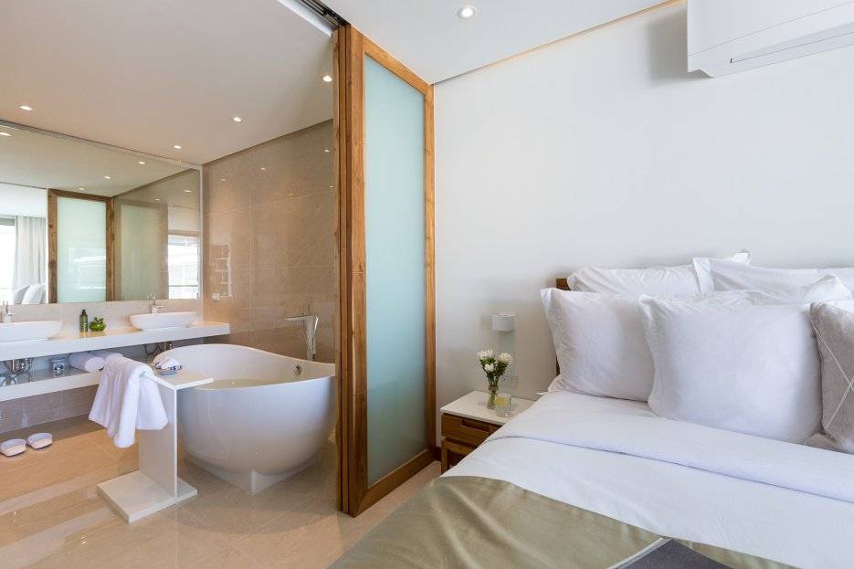 (SOLD) Chi Residence - Impeccable quality beach side apartments for sale in Bangrak Beach  