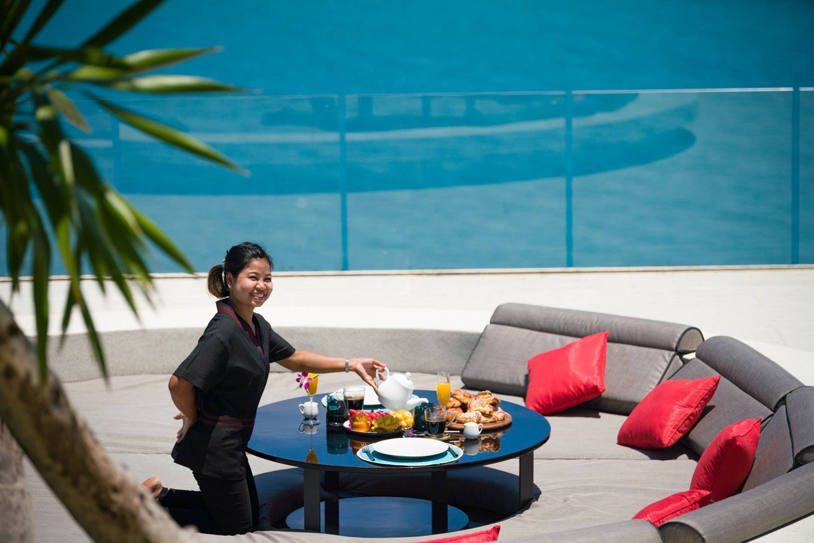 Villa Amaze – The Most Iconic Seaview Villa in Chaweng Noi for sale