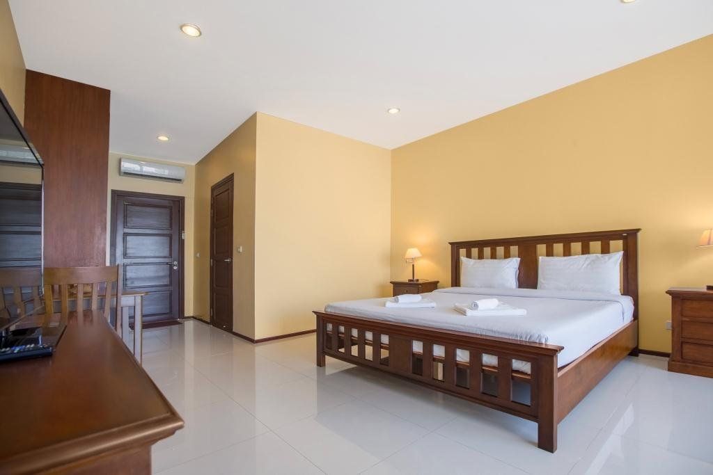 (SOLD) Avanta Condominium - Thai Freehold Quota 45sqm Studio Unit in Maenam for Sale