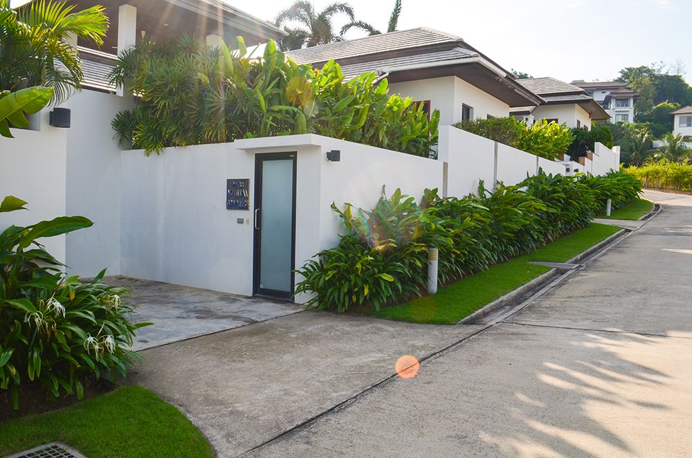 Villa Cannes - 2 Bedroom Garden Pool Villa in Horizon Villas for sale: 2 bedroom Villa Cannes for sale, parking