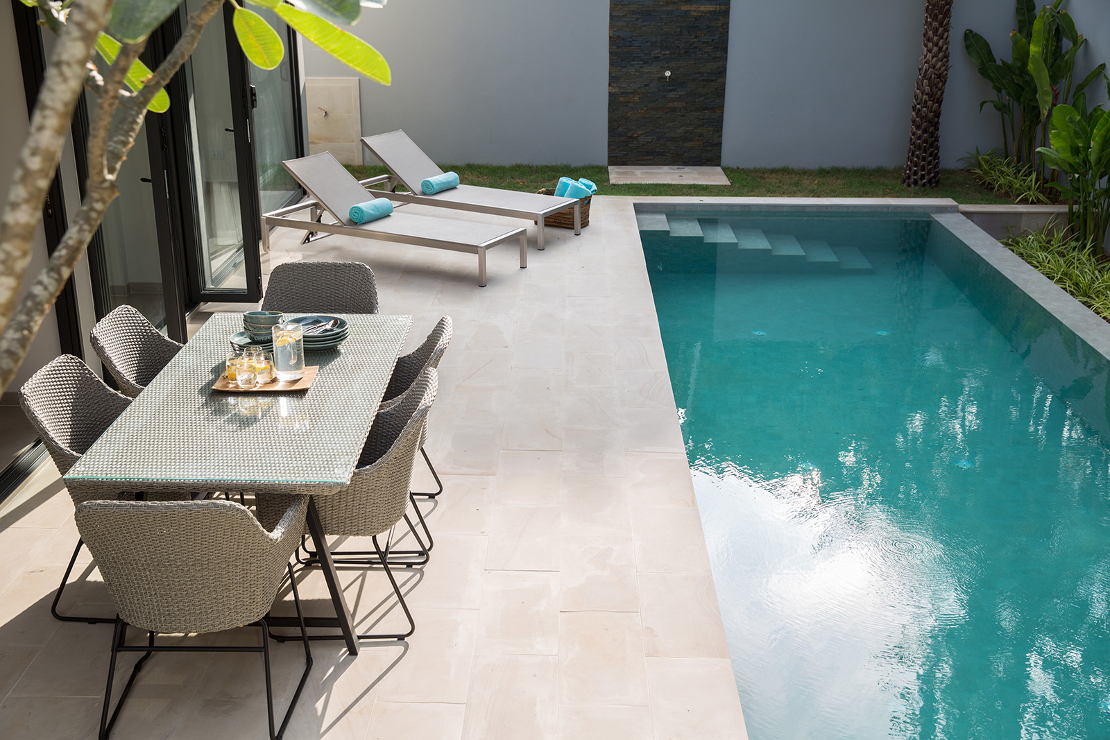 Vova Village – Harmonious 3 Bedroom Garden Pool Villa in Chaweng for Sale