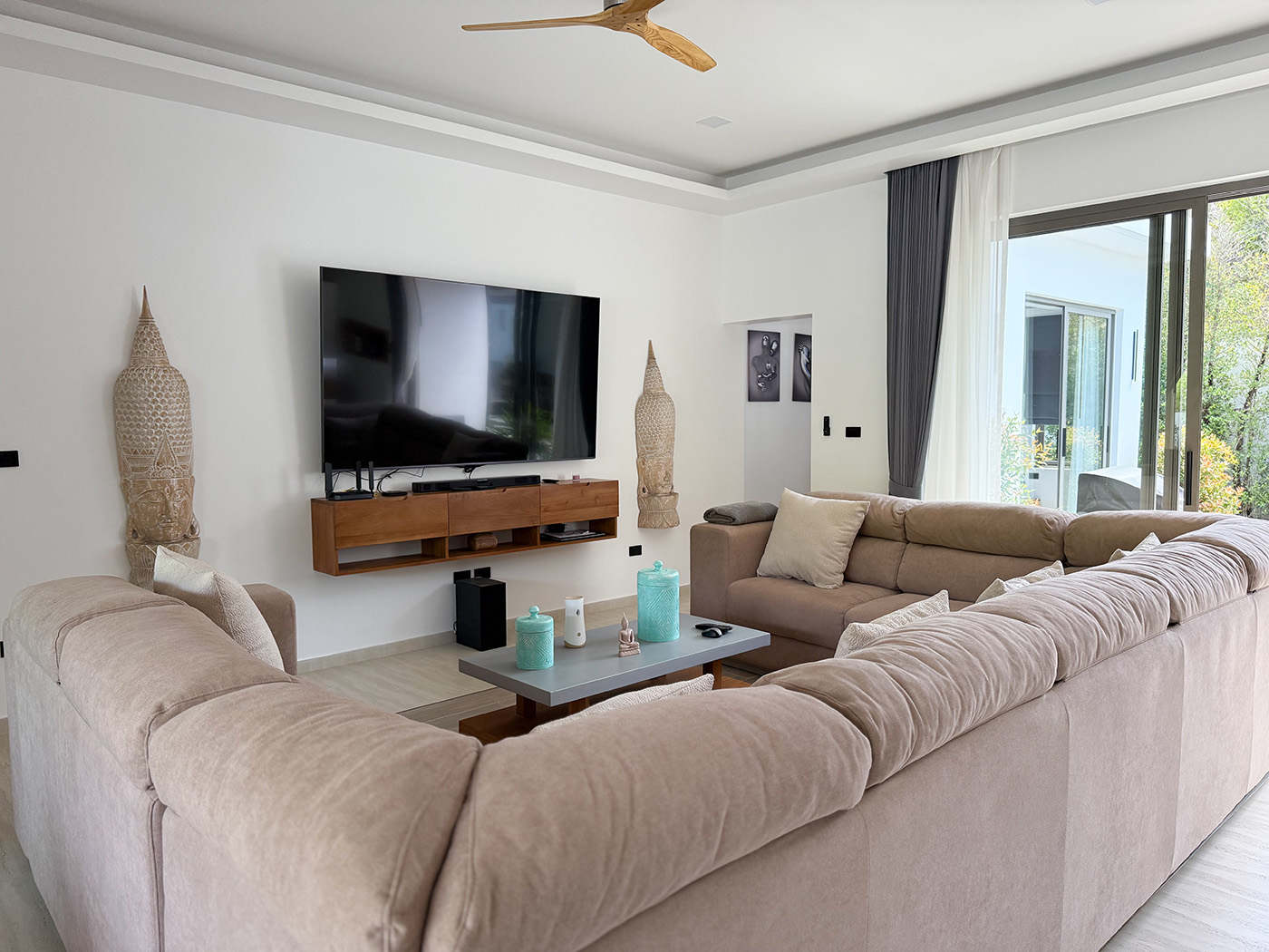 Villa Acacia  - Premium 5 Bedroom Mountain View Pool Villa + 2 Development Plots in Lamai for Sale