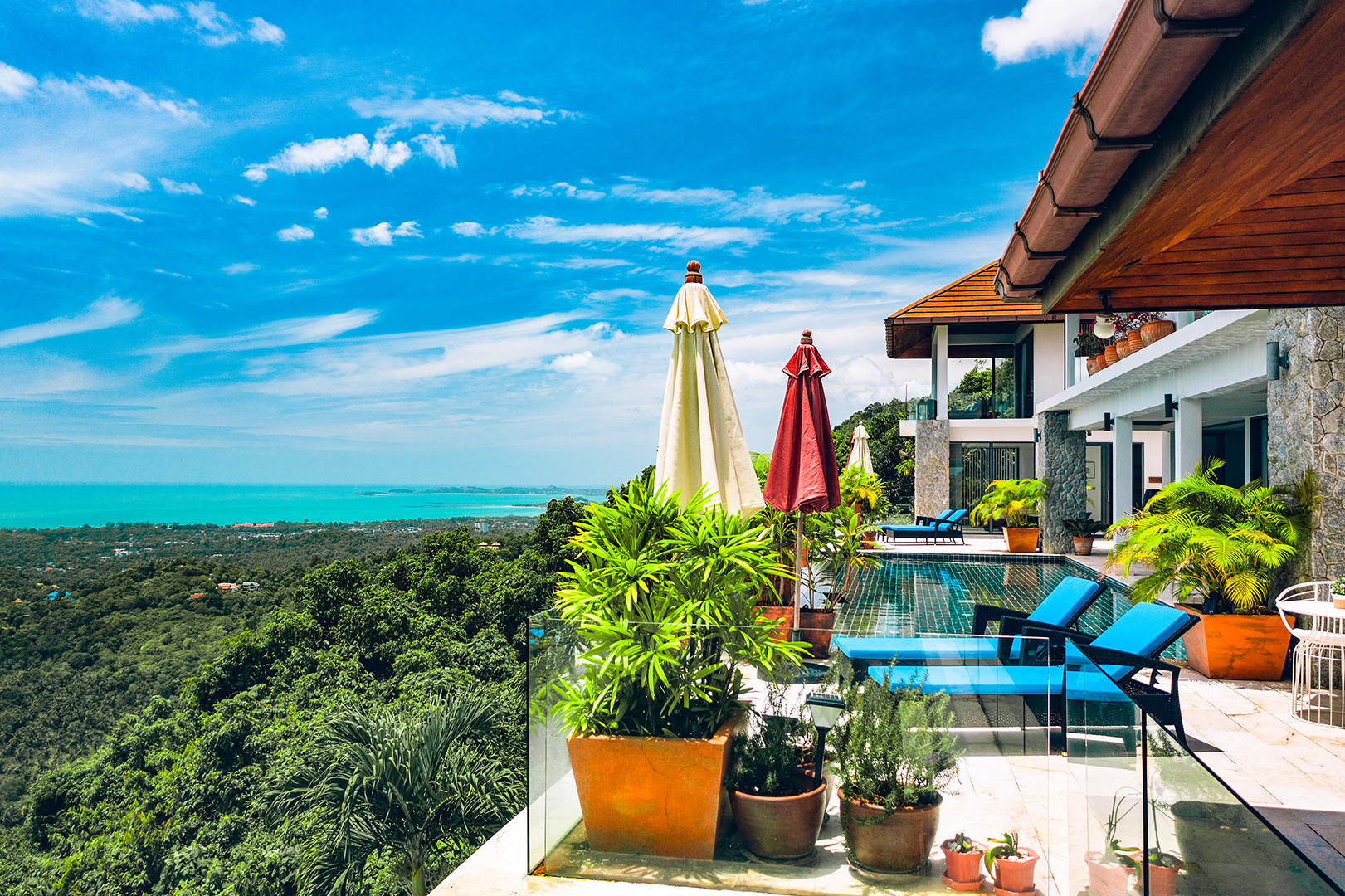 The Peak – Cliffside 5 Bedroom 6 Bathroom Seaview Villa in Bangpor for sale