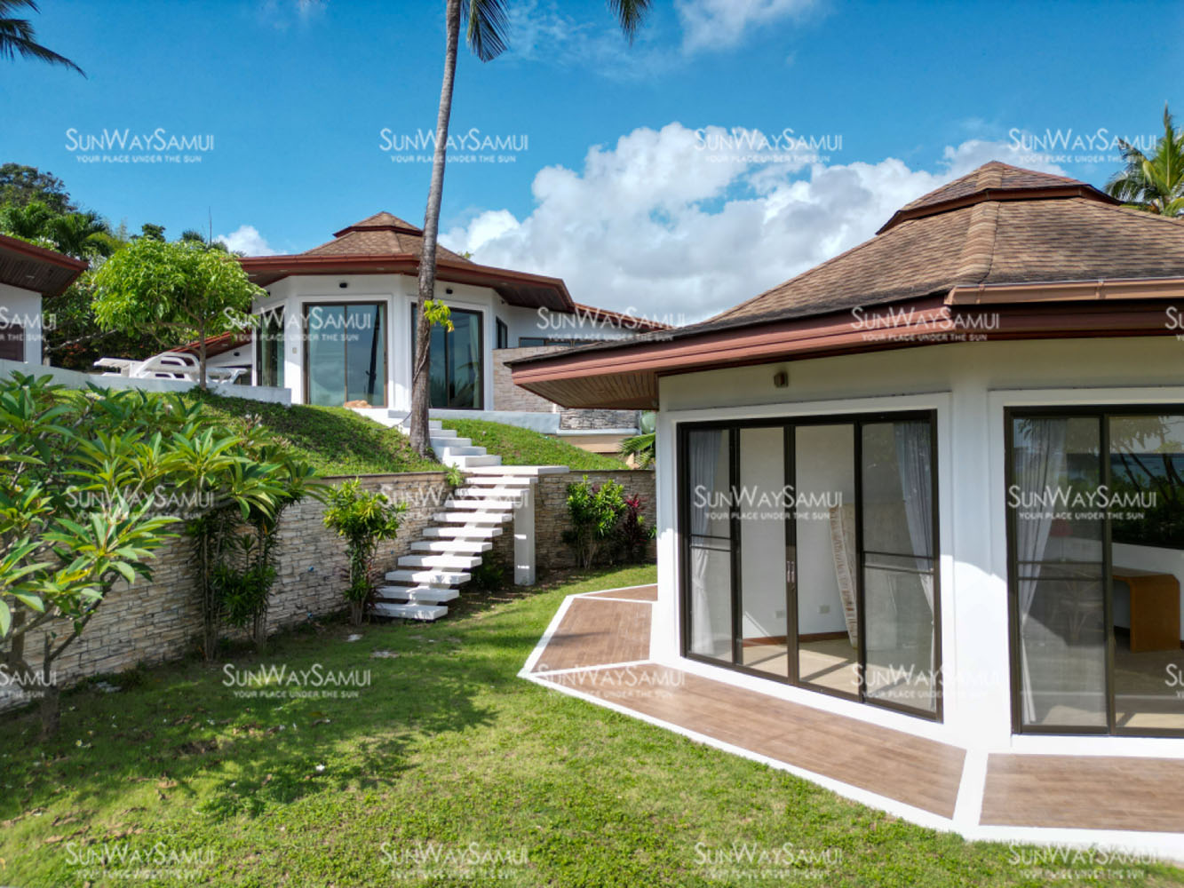 Villa Bali – 4 Bedroom Seaview Villa with Dual Pool in Bangrak for sale