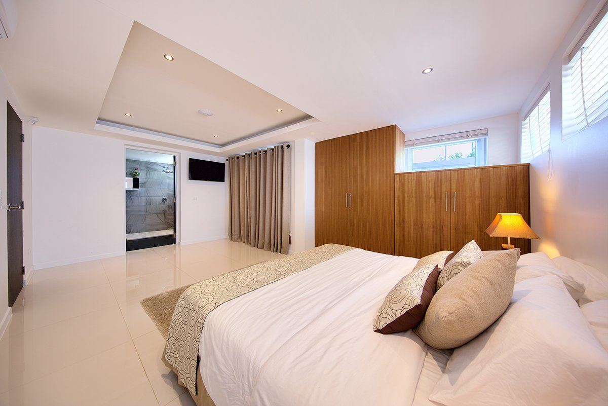 (SOLD) Villa White Lotus - Luxury 7 bedroom Seaview Villa in Maenam for sale