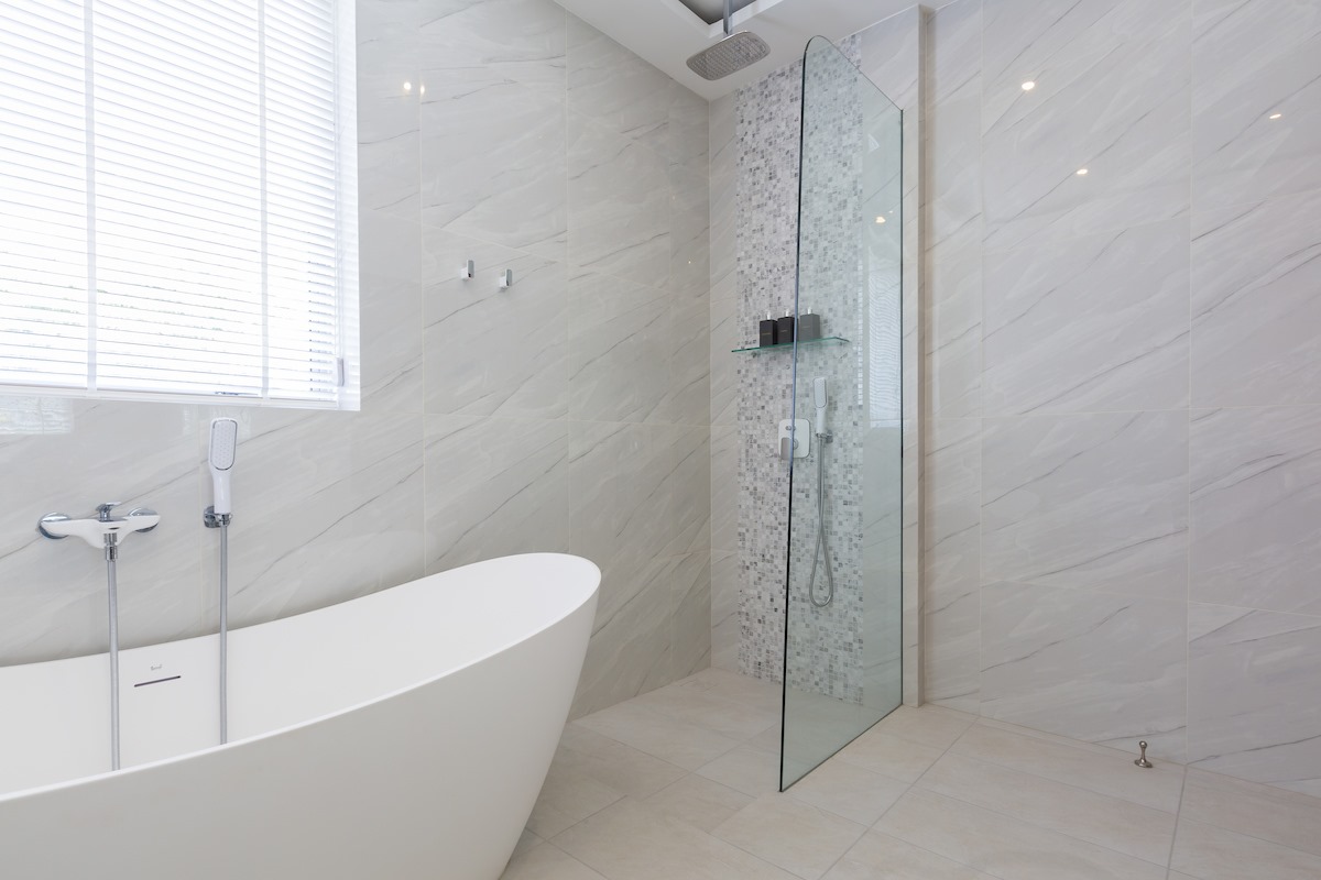 Oasis Samui – Modern 3 Bedroom Seaview Pool Villa in Lamai for sale