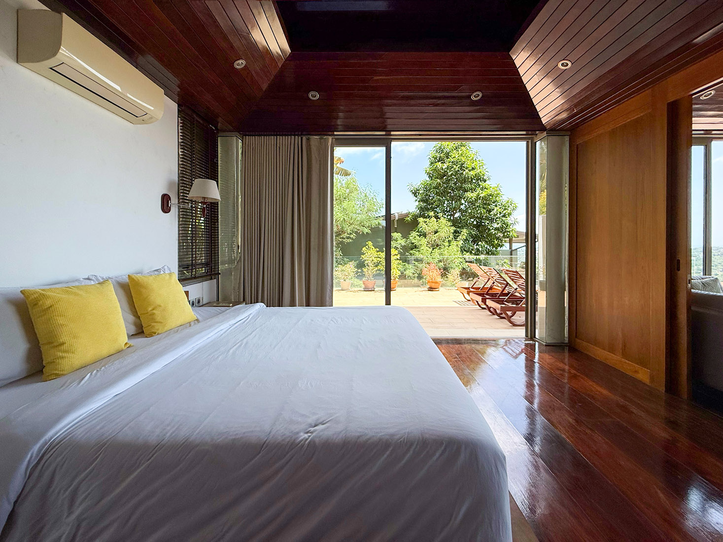 Villa Daniela - Charming 3+1 Bedroom Seaview Villa in Plai Laem for sale