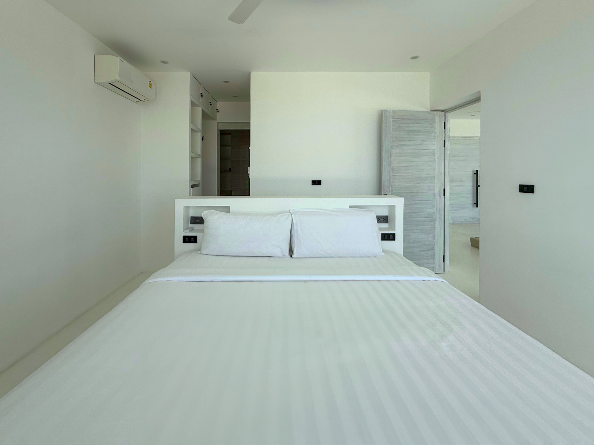 (PRICE REDUCED!) Villa Cocohill - Minimalist 3 Bedroom Seaview Pool Villa in Chaweng for sale