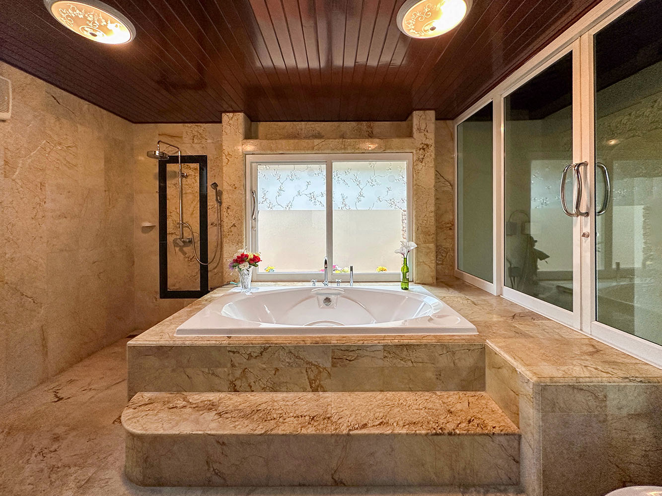 (PRICE REDUCED!) Rare Opportunity 9-Bedroom Beachfront Villa with Redevelopment Potential in Bangpor