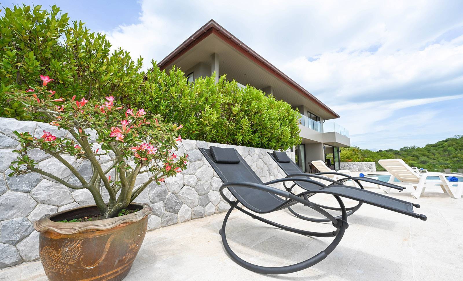 Villa Kelly – Luxury 6 Bedroom Seaview Pool Villa in Plai Laem for sale 