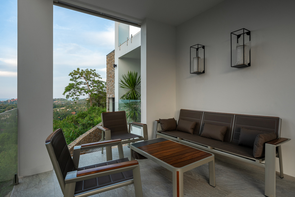 Modern 4 Bedroom Seaview Pool Villa in Plai Laem for sale