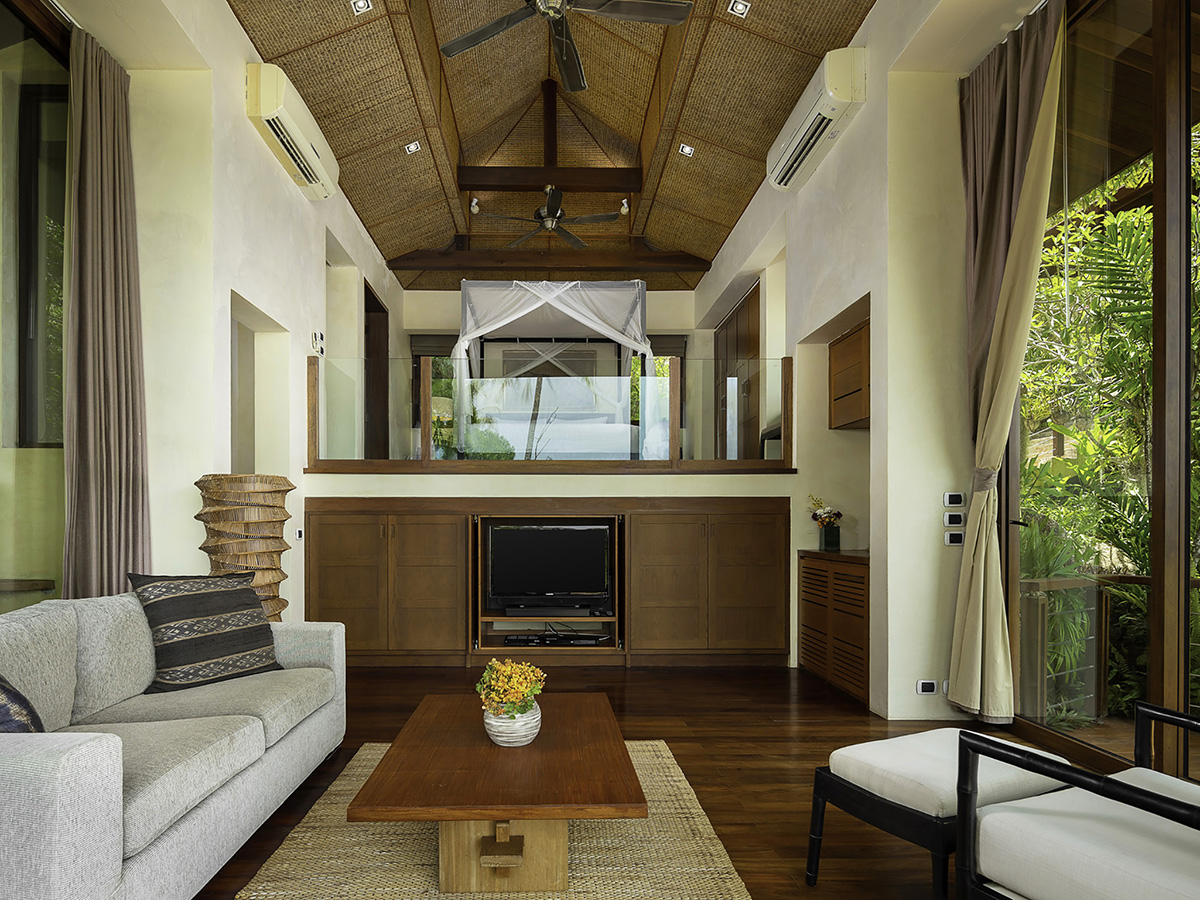 Villa Sila Varee – Remarkable 5 Bedroom Seaview Villa in Laem Set for sale