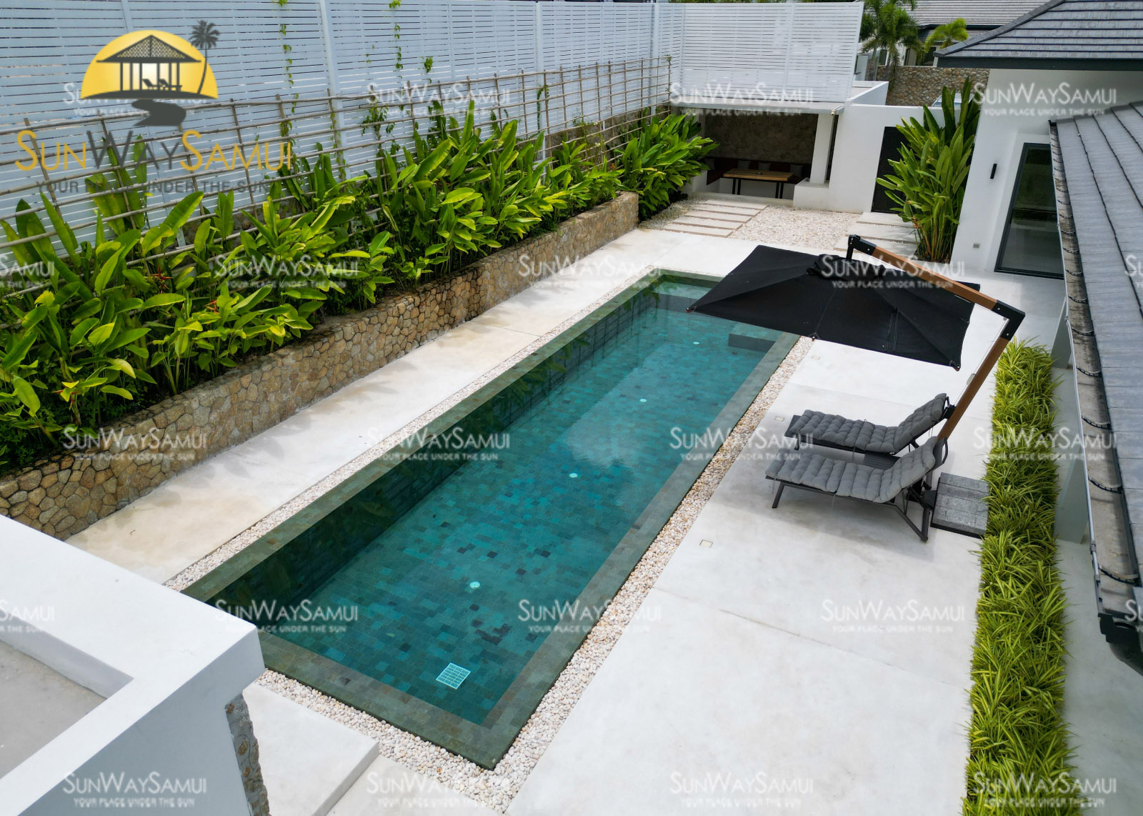 Tropical Balinese 4 Bedroom Garden Pool Villa in Maenam for Sale