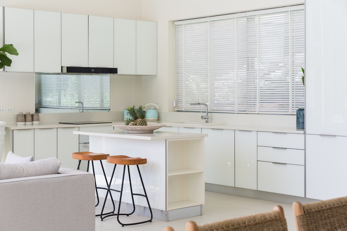 Oasis Samui – Modern 3 Bedroom Seaview Pool Villa in Lamai for sale