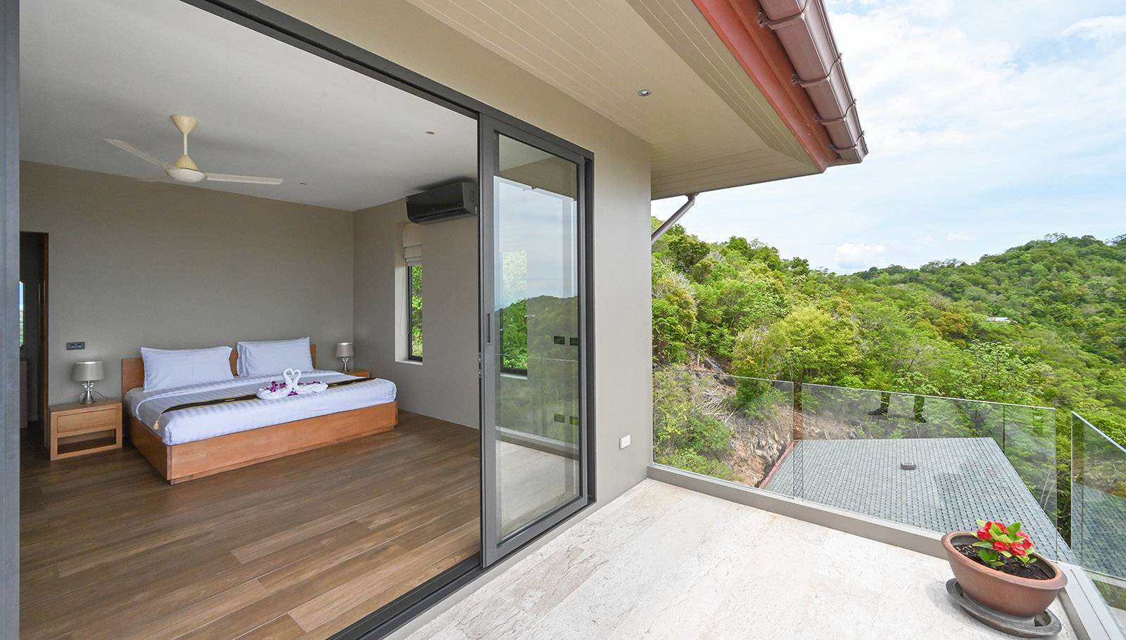 Villa Kelly – Luxury 6 Bedroom Seaview Pool Villa in Plai Laem for sale 