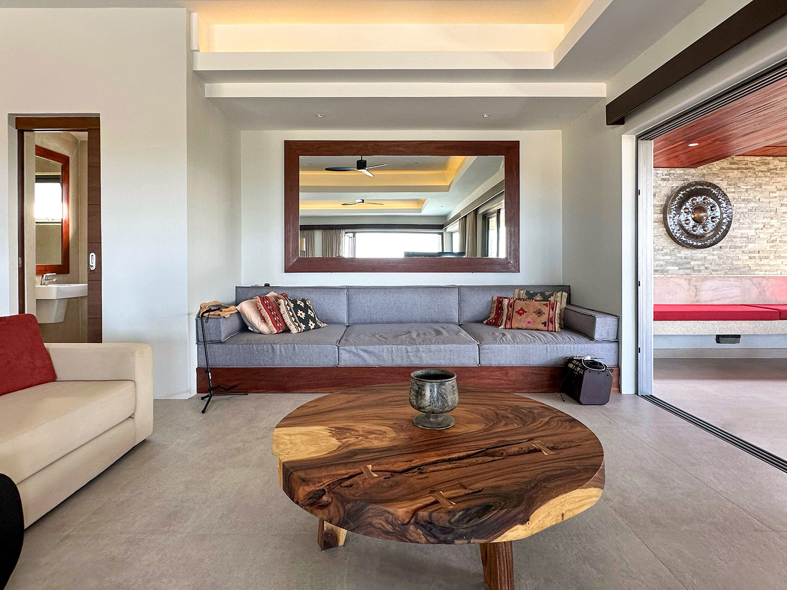 (PRICE REDUCED!) Contemporary 4 Bedroom Seaview Villa in Plai Laem for sale