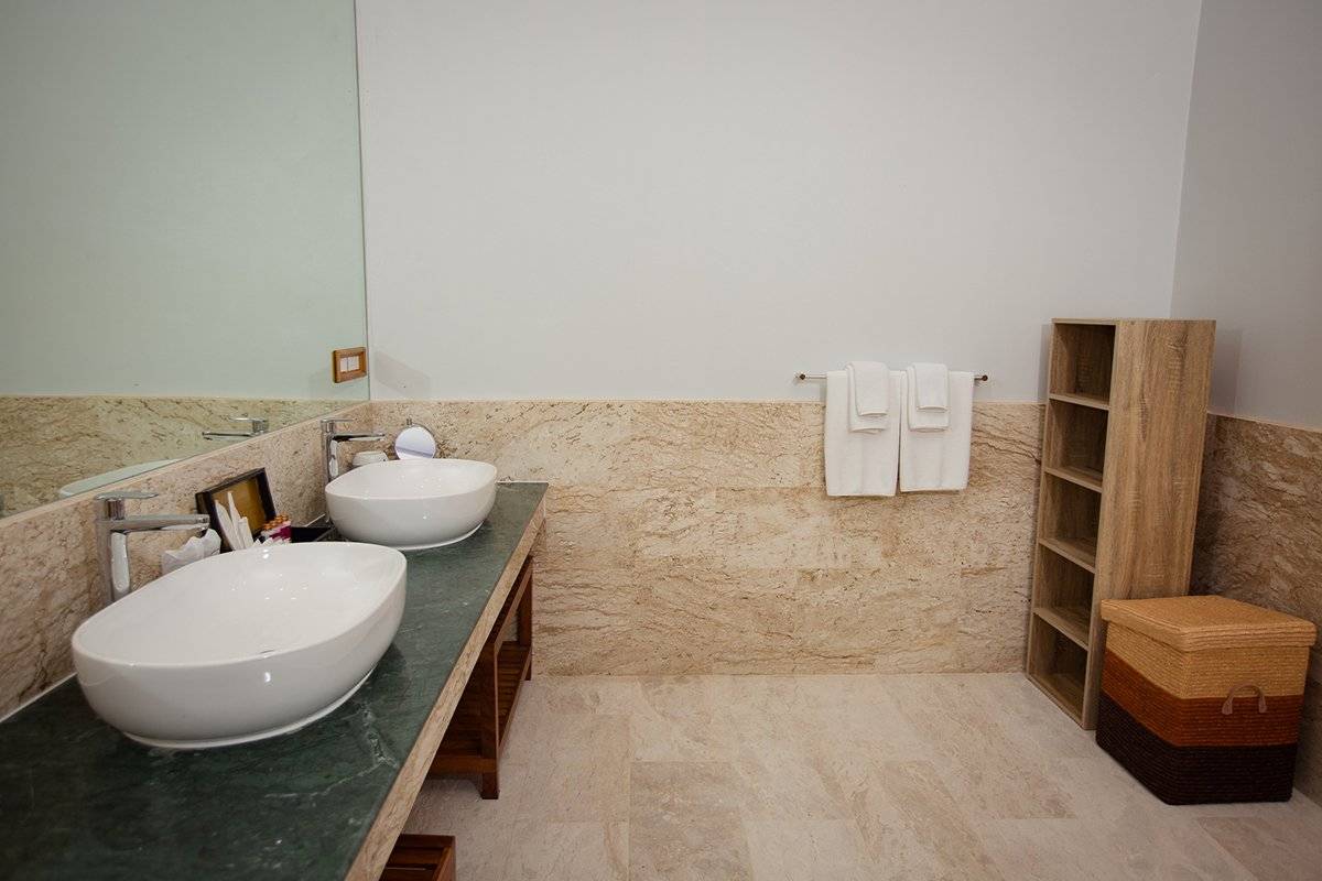 Sandalwood Luxury Villas hotel investment with guarantee return options 