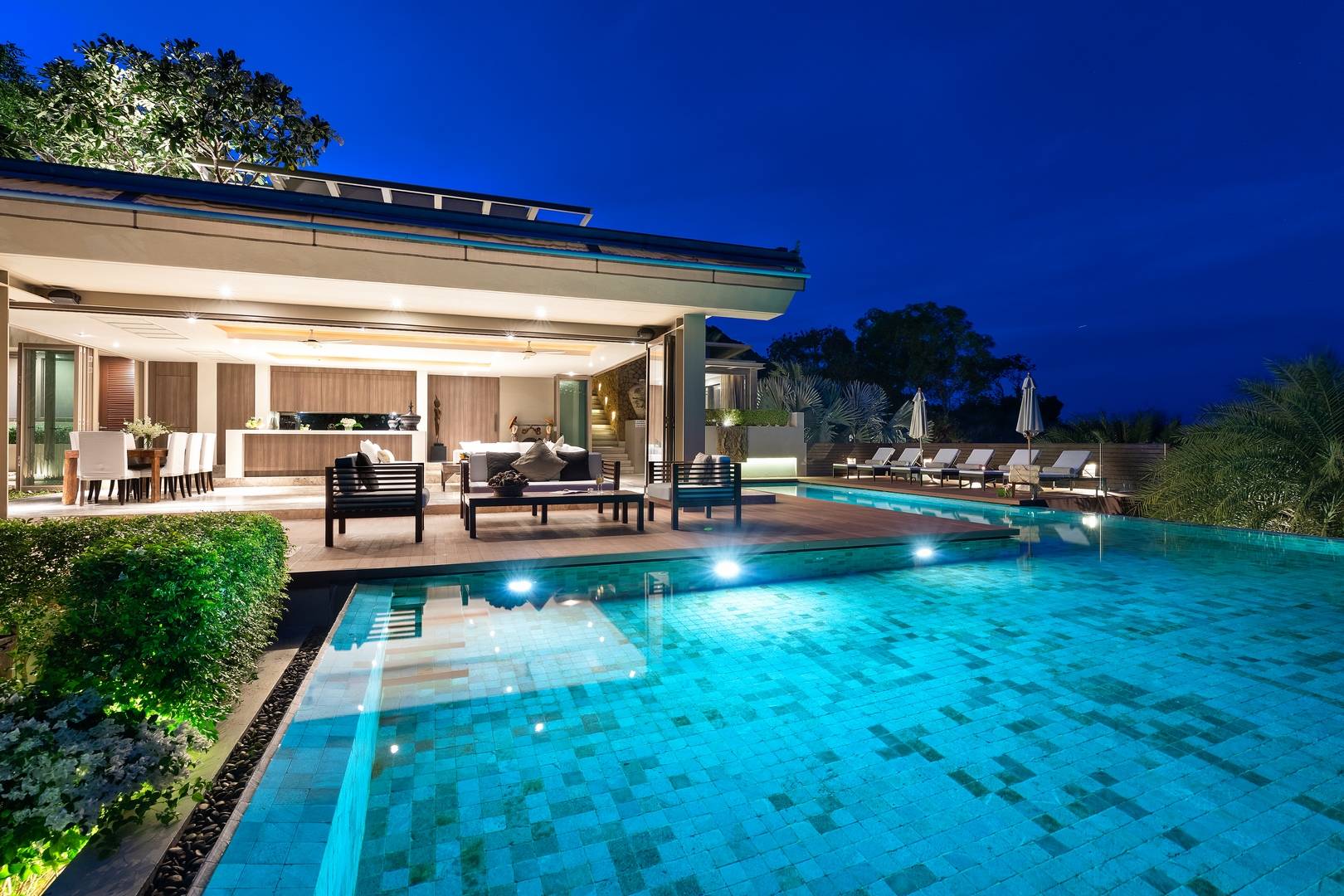 Napa Villa - Contemporary 4 Bedroom Seaview Pool Villa in North Chaweng for sale